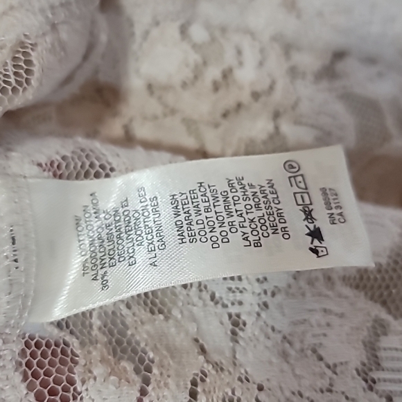 3/$30 DKNY Rose Lace Zipper Leather Trim Detail Top - Picture 7 of 7